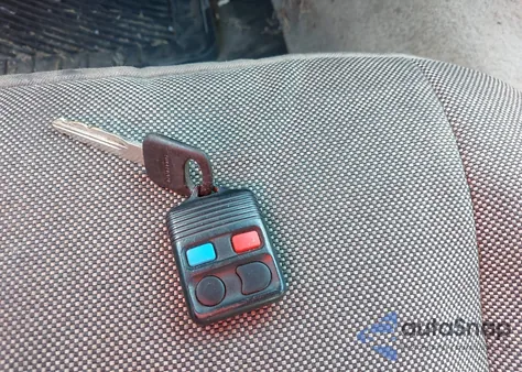 2011 Ford Crown Victoria Police Interceptor z USA, uszkodzony, nr VIN 2FABP7BV9BX141326